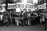 Una manifestazione studentesca degli anni Settanta. Foto di Angelo Palma