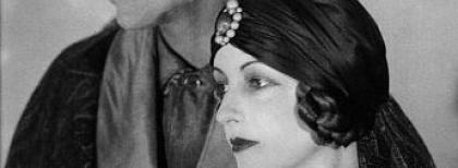 Rodolfo Valentino posa con la sua seconda moglie, 1924 Natacha Rambova