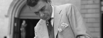 Fenoglio a Ginevra. Foto Aldo Agnelli - Archivio Centro Studi Beppe Fenoglio