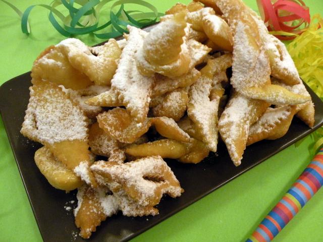 Chiacchiere all'arancia