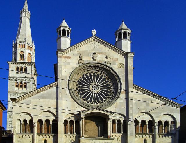 Il Duomo di Modena e la Ghirlandina